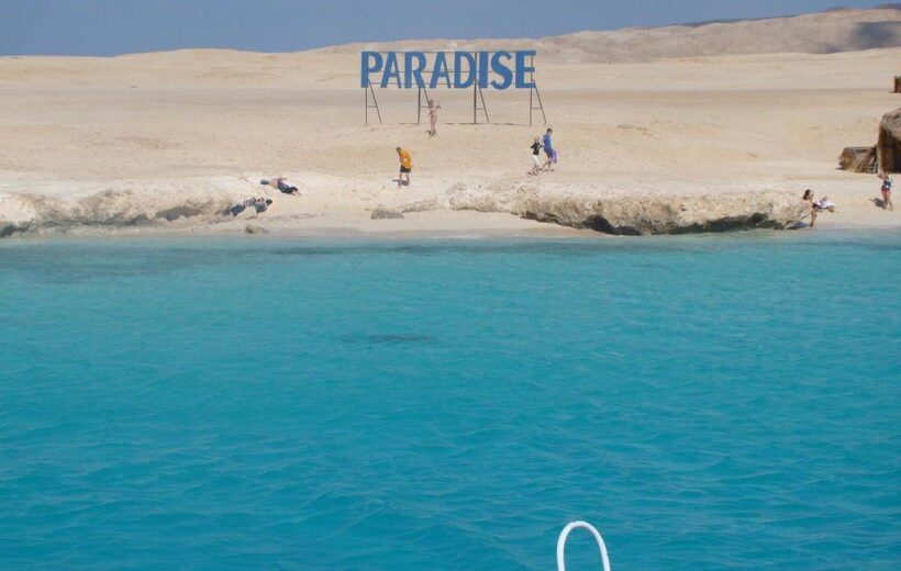 Snorkeling trip to Paradise Island and National Park