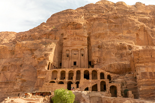Tour to Petra by boat and bus from sharm el sheikh
